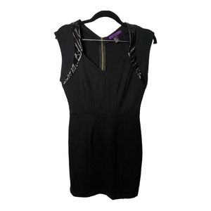 FOREVER 21 - Black Mini Dress